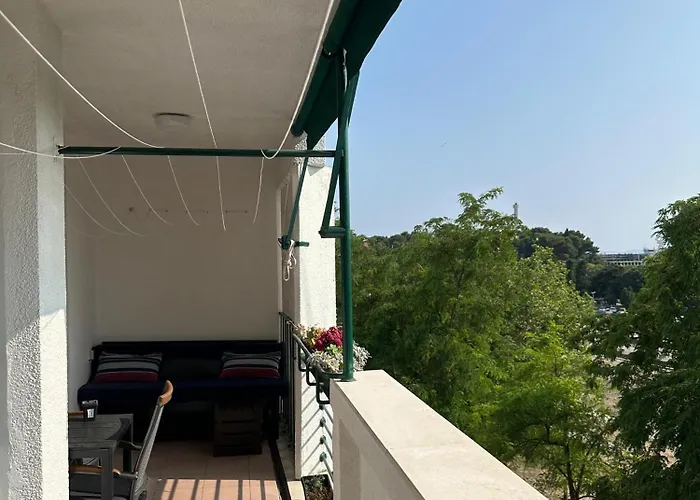 Centar 3 شقة سبليت